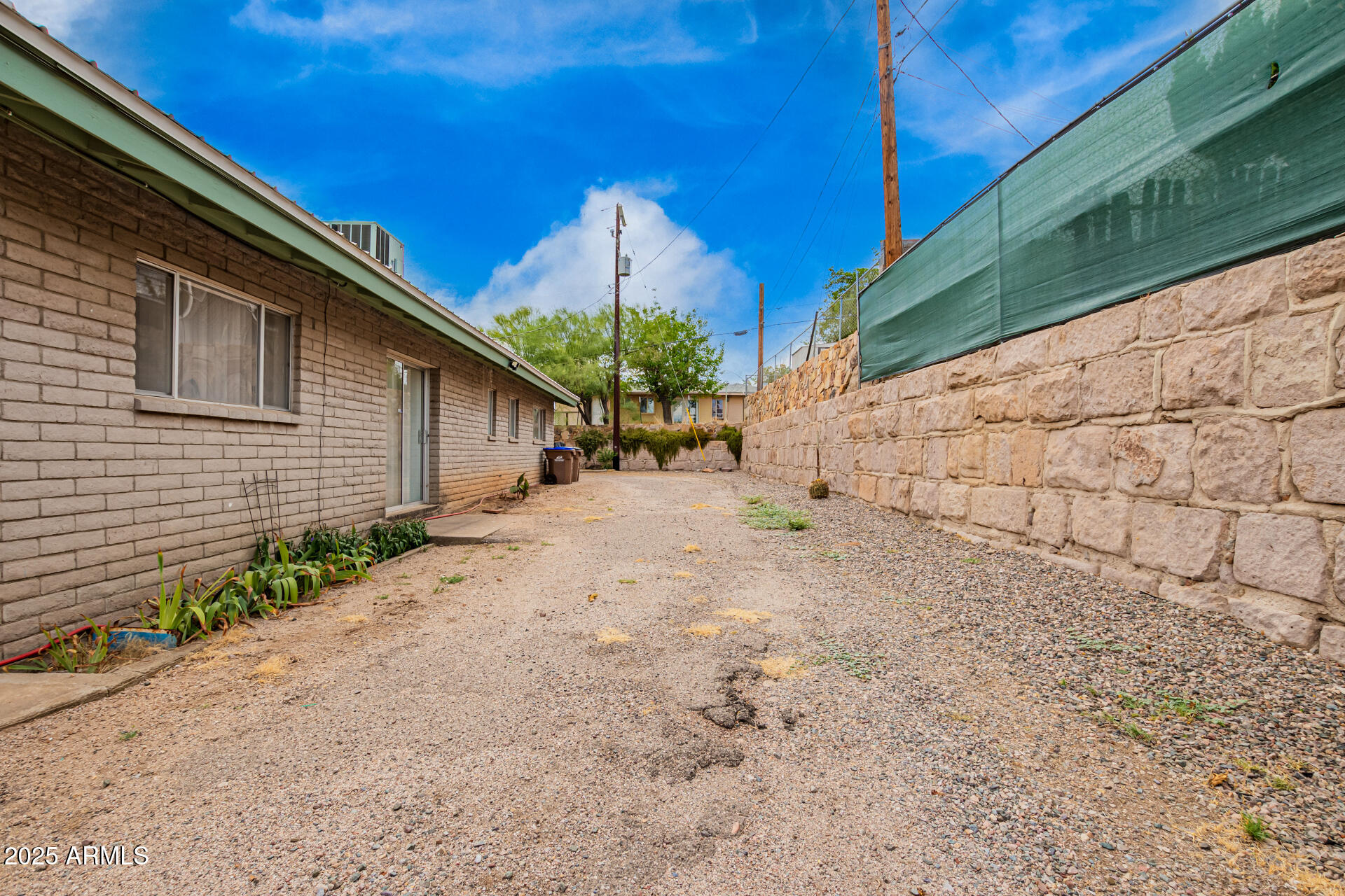 490 South 9th Street Globe, AZ 85501 - Photo 12 of 45 a view of a house with a yard