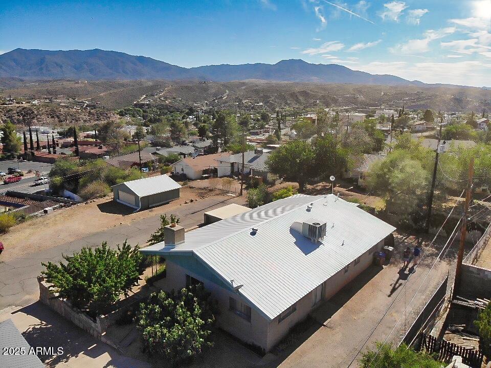 490 South 9th Street Globe, AZ 85501 - Photo 2 of 45 a view of a terrace with a table and chairs