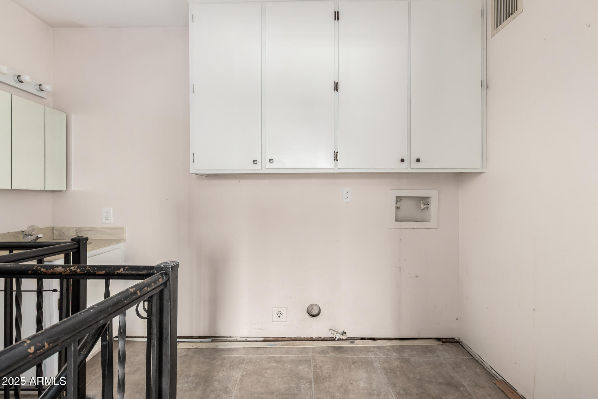 490 South 9th Street Globe, AZ 85501 - Photo 41 of 45 a view of an empty room