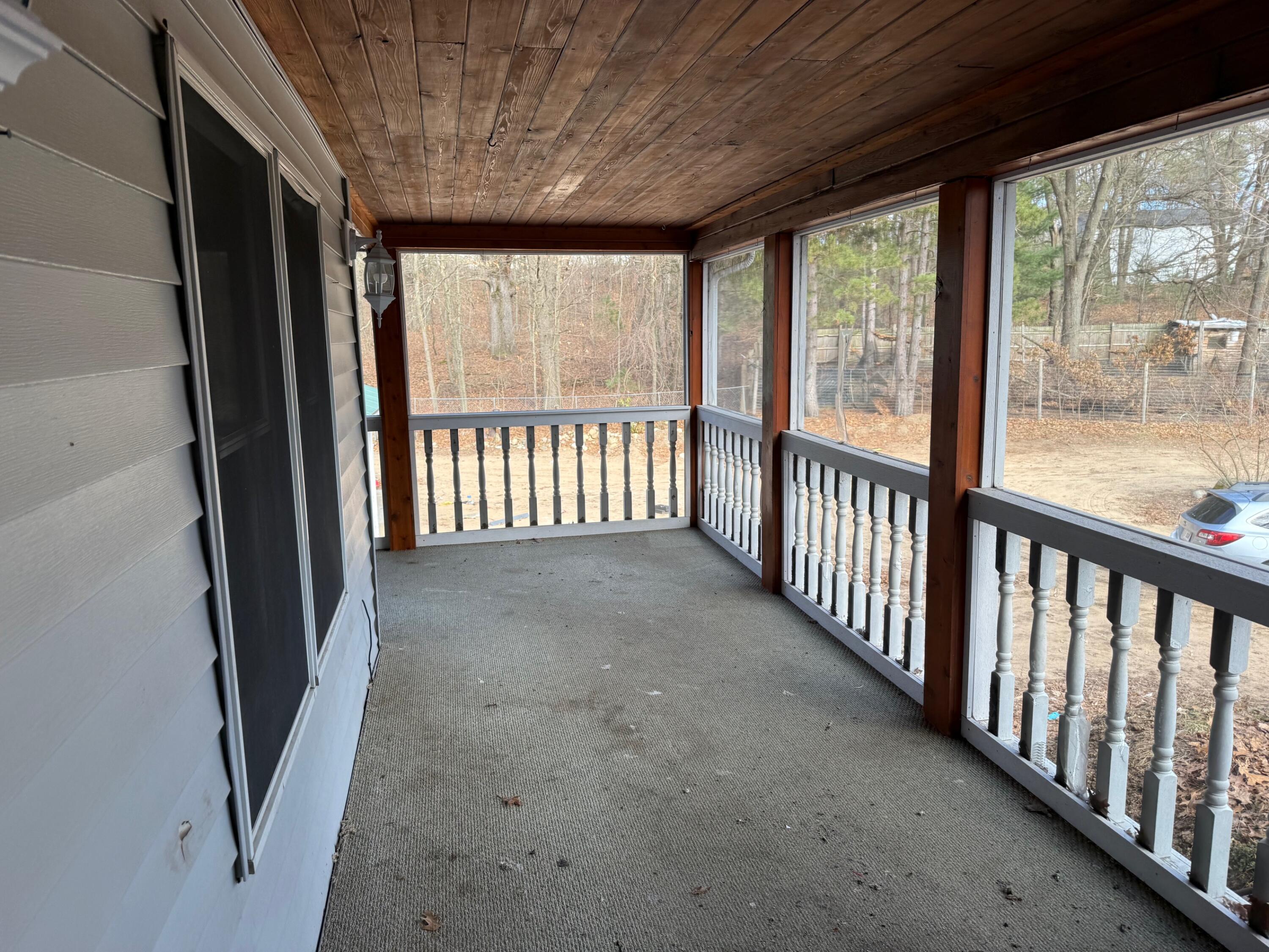 4685 13 Mile Road Northeast Rockford, MI 49341 - Photo 15 of 16 IMG_9075