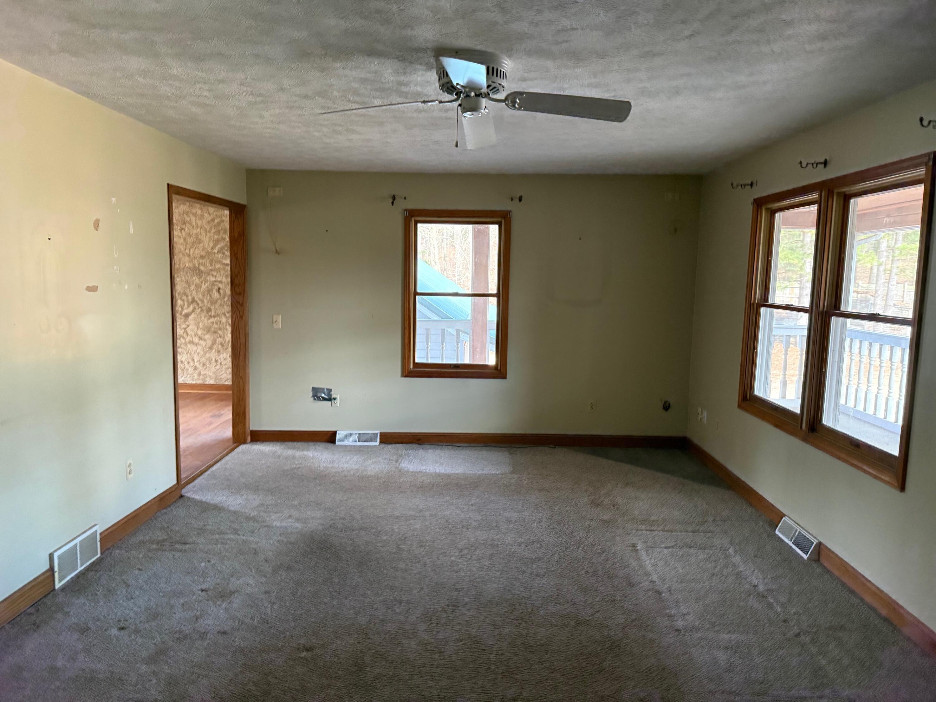 4685 13 Mile Road Northeast Rockford, MI 49341 - Photo 2 of 16 IMG_9069