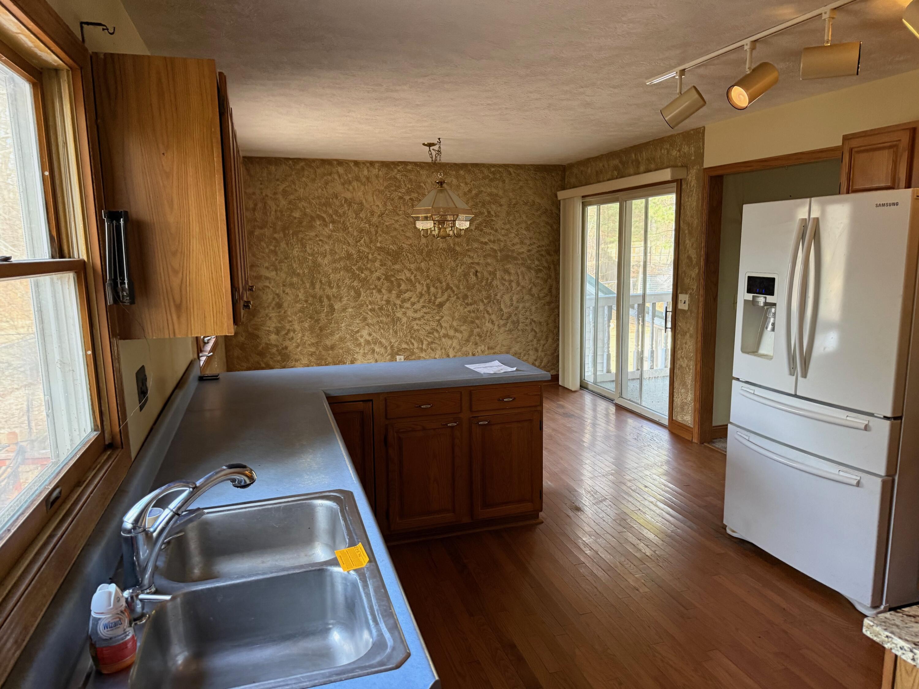 4685 13 Mile Road Northeast Rockford, MI 49341 - Photo 6 of 16 IMG_9065