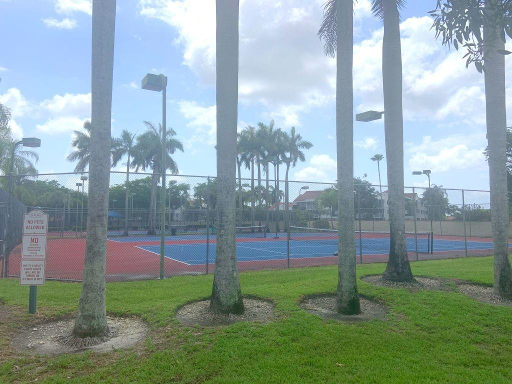 6376 Northwest 173rd Street Hialeah, FL 33015 - Photo 8 of 20 a view of a park