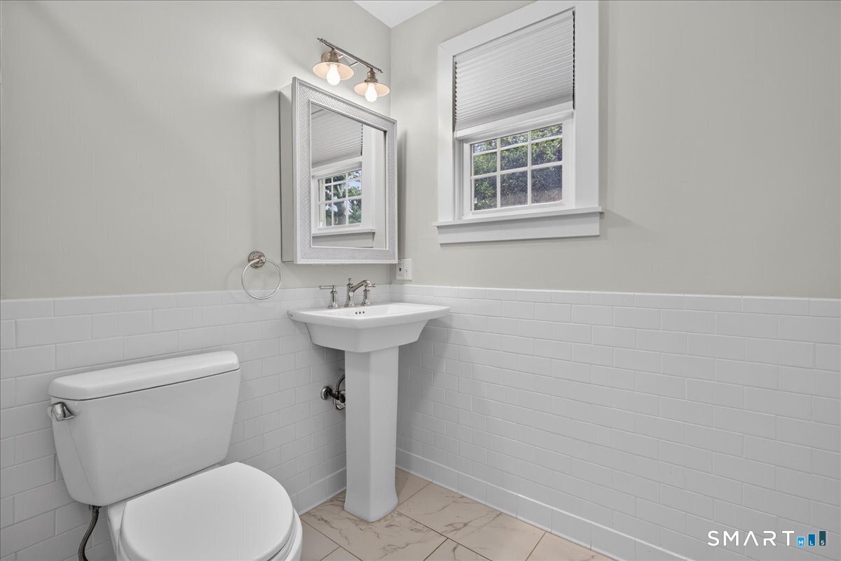 24 Thimble Farms Road Branford, CT 06405 - Photo 17 of 33 Gallery Image 17