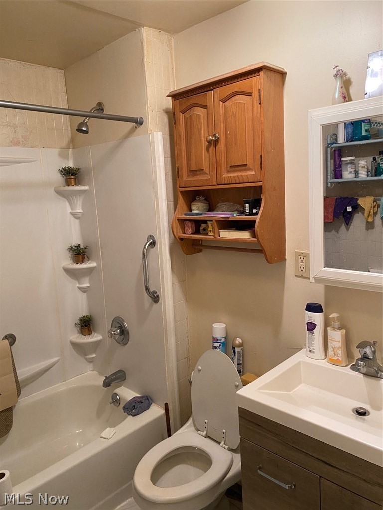 924 Wheelock Road Cleveland, OH 44103 - Photo 6 of 12