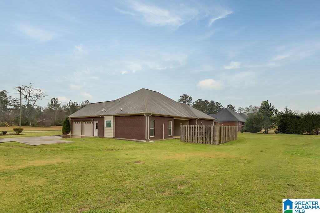 2835 Yellow Leaf Road Clanton, AL 35045 - Photo 4 of 45