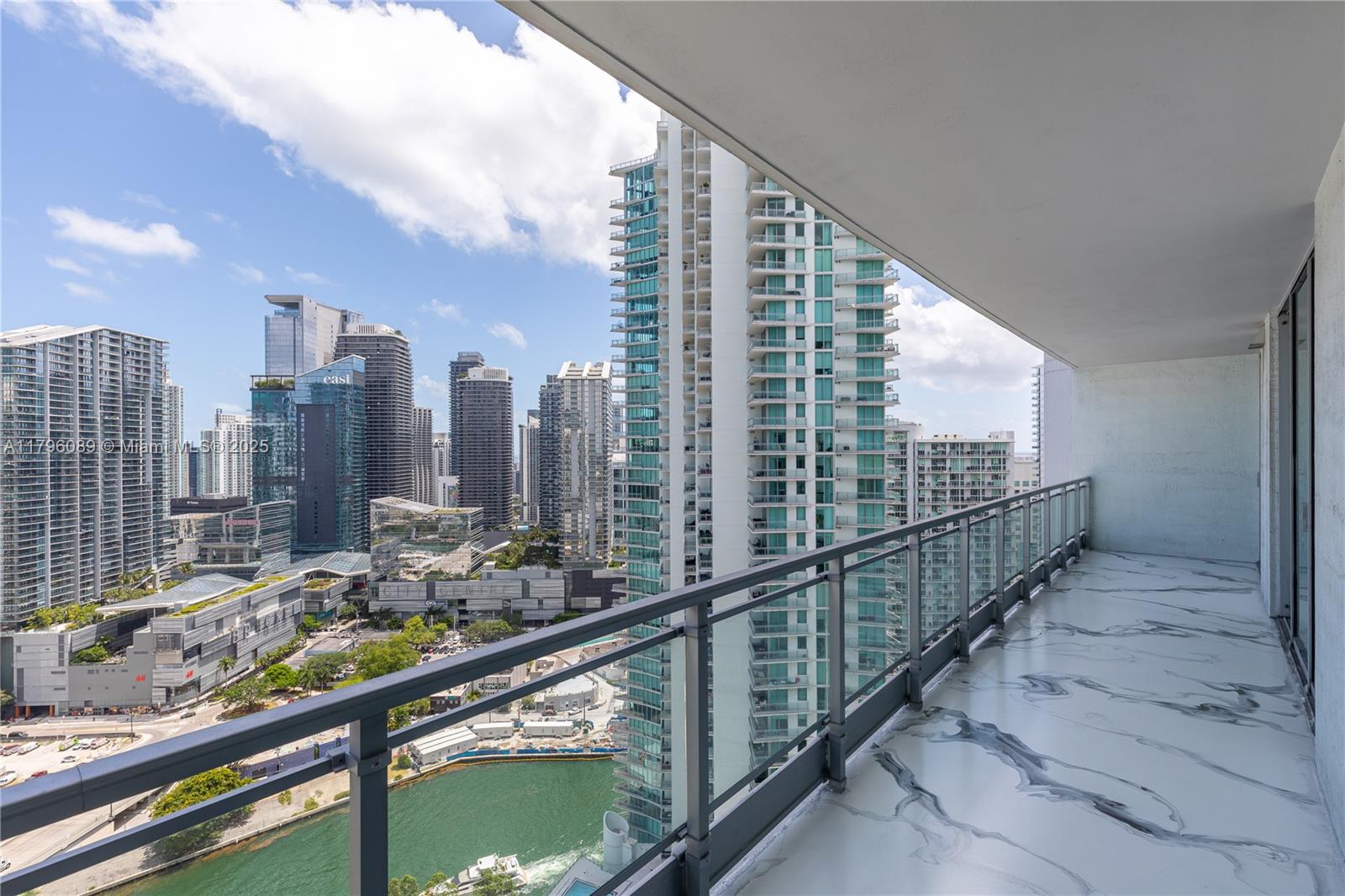 90 Southwest 3rd Street, Unit 3501 Miami, FL 33130 - Photo 40 of 48 Gallery Image 40