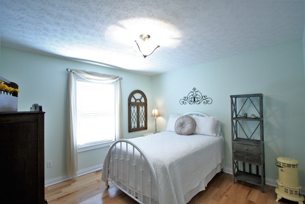 3670 H E Johnson Road Alvaton, KY 42122 - Photo 28 of 35 Gallery Image 28