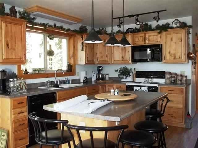 618 Bear Valley Road Loyalton, CA 96118 - Photo 4 of 14 Gallery Image 4