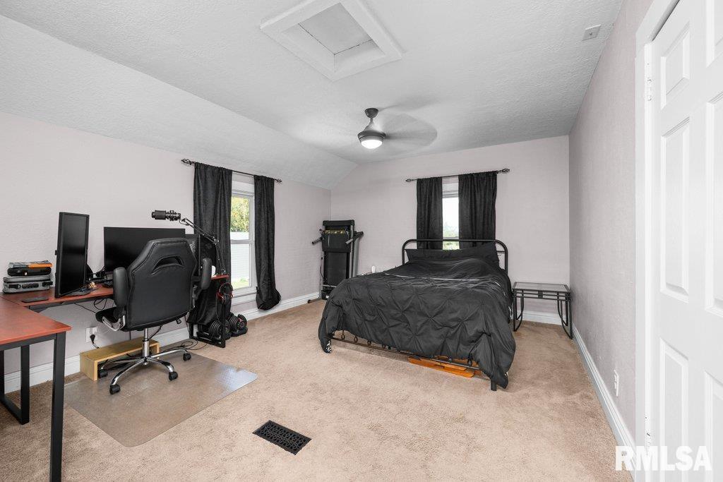 709 Edgington Street Reynolds, IL 61279 - Photo 21 of 28 Gallery Image 21