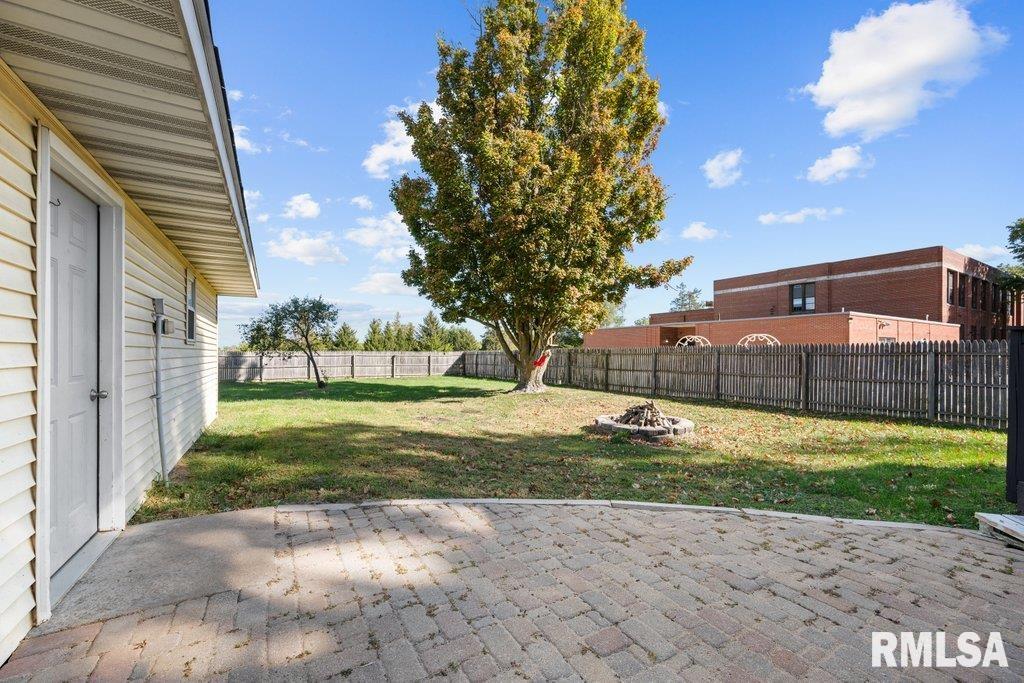 709 Edgington Street Reynolds, IL 61279 - Photo 28 of 28 Gallery Image 28