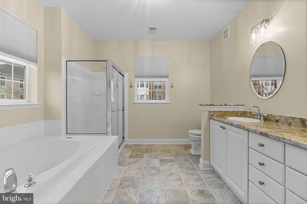 $575,000 | 5920 Great Star Drive, Unit 307, Clarksville, MD 21029