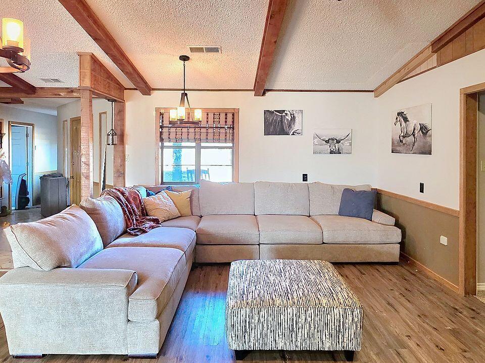 8908 County Road 103 Hamlin, TX 79520 - Photo 5 of 24