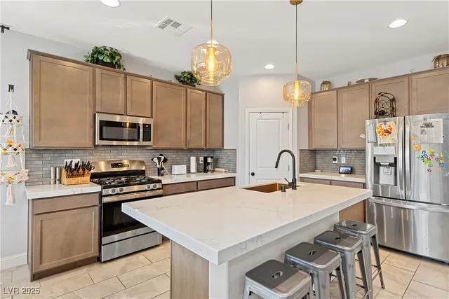 $2,795 | 10331 Western Pine Avenue, Las Vegas, NV 89166