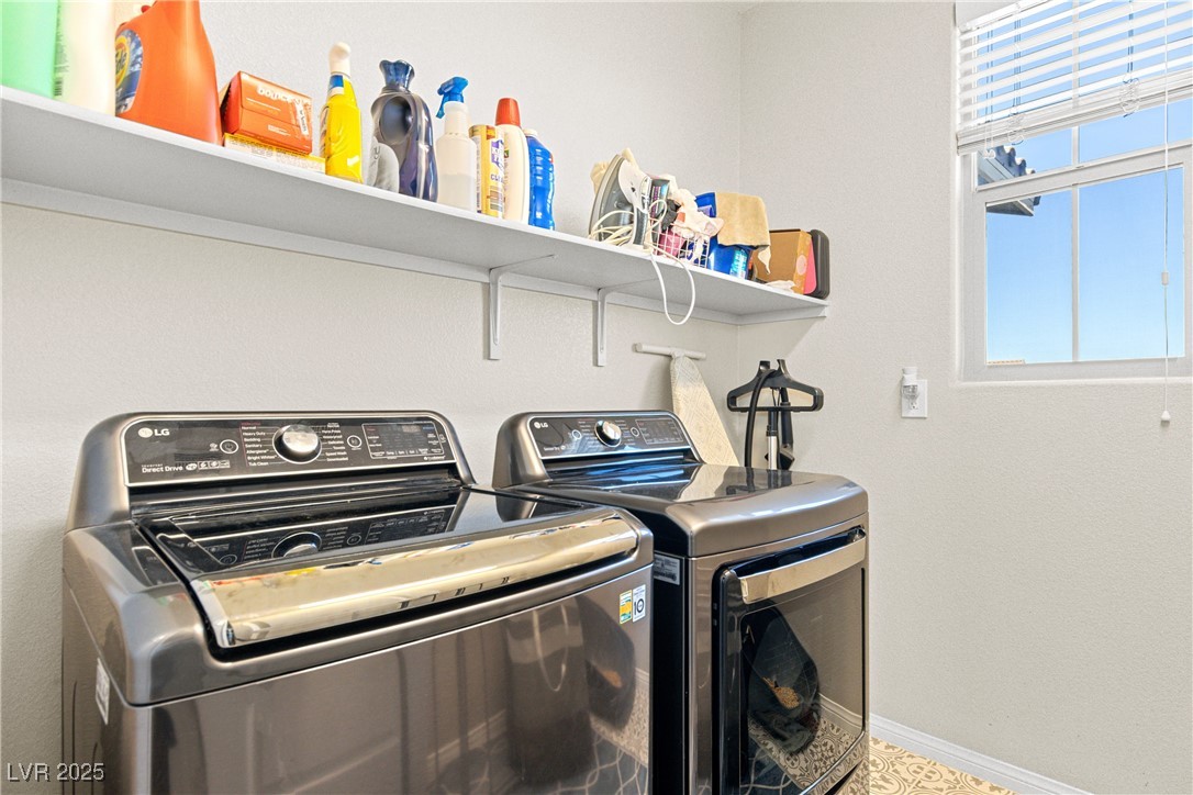 10331 Western Pine Avenue Las Vegas, NV 89166 - Photo 19 of 27