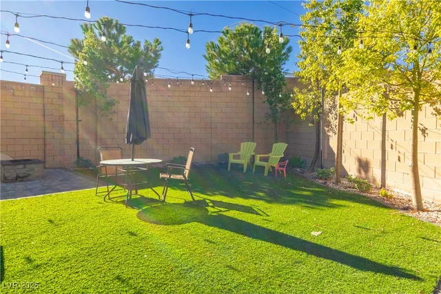$2,795 | 10331 Western Pine Avenue, Las Vegas, NV 89166