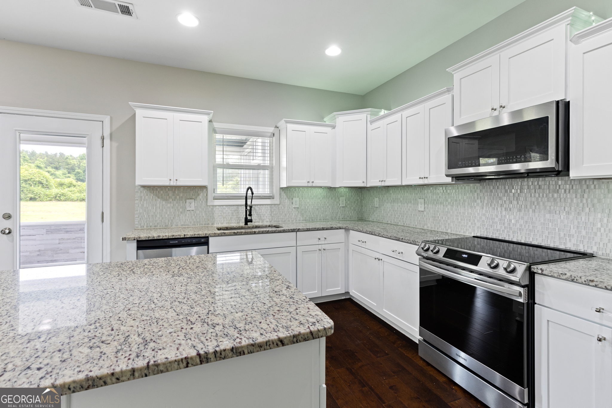 1140 Red Bud Circle Villa Rica, GA 30180 - Photo 14 of 34