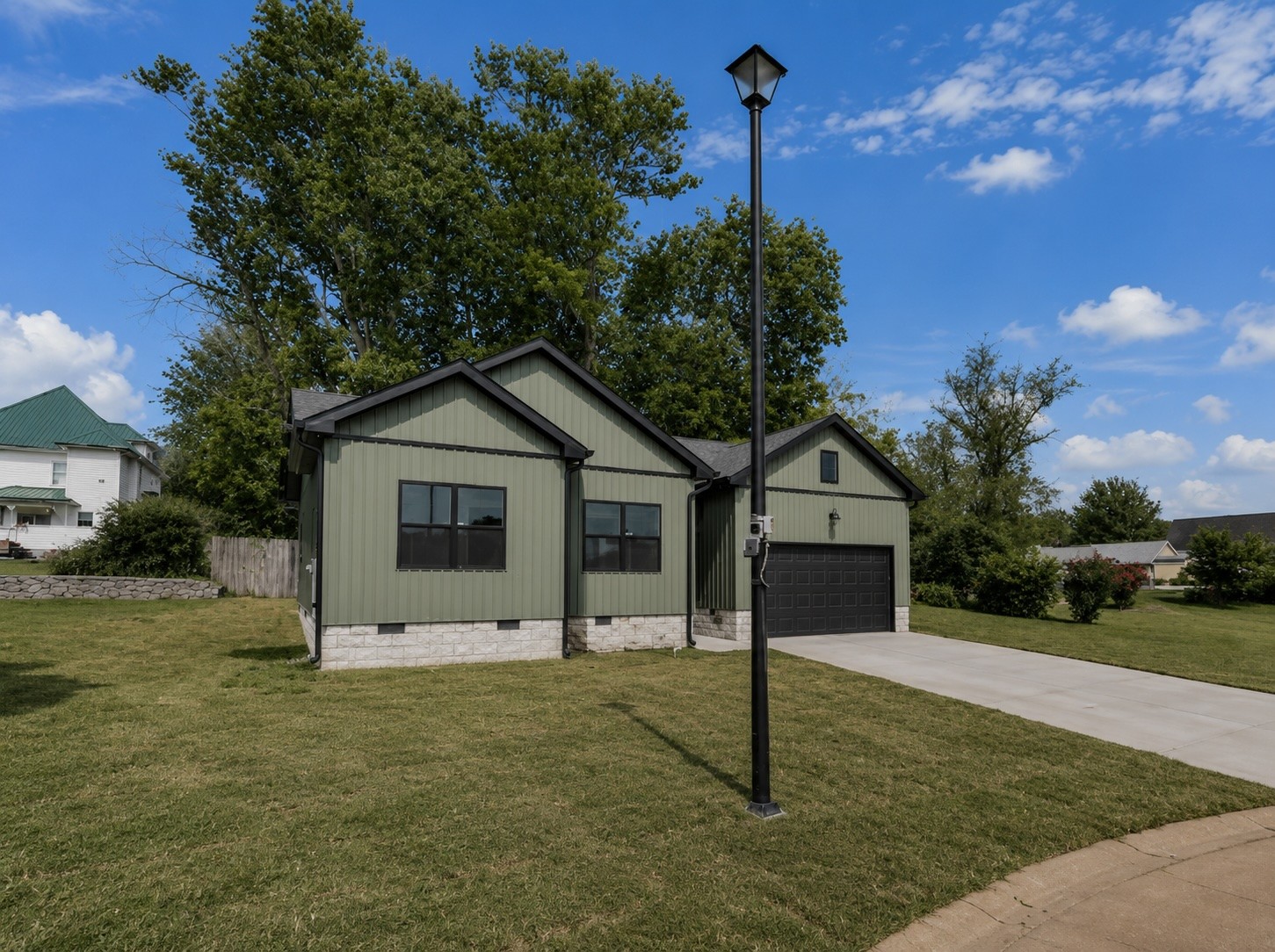 112 Bee Line Way Trenton, KY 42286 - Photo 3 of 15