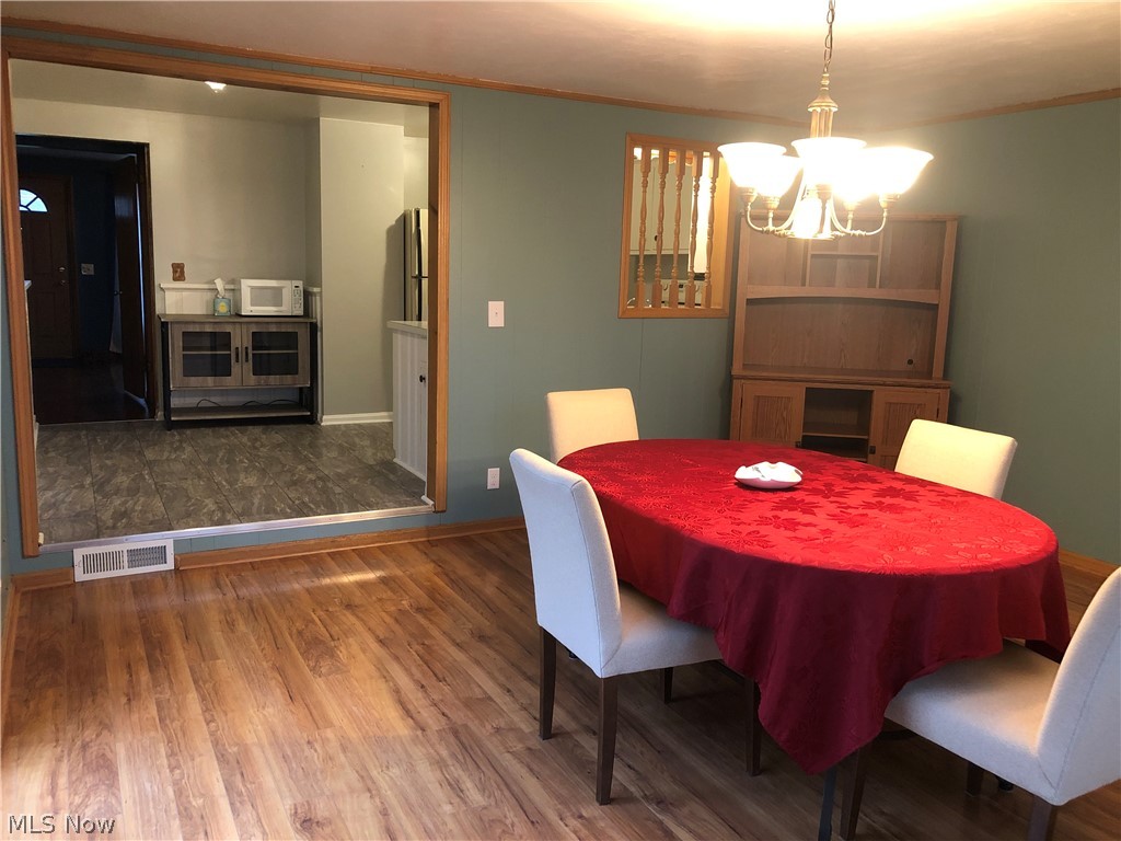 124 Far View Road Southwest North Canton, OH 44720 - Photo 5 of 11 Gallery Image 5