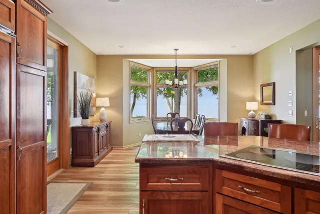 $1,599,000 | 16057 673rd Avenue, Hutchinson, MN 55350