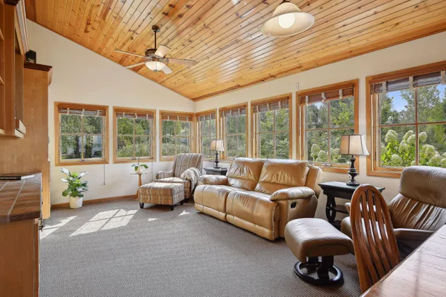 $1,599,000 | 16057 673rd Avenue, Hutchinson, MN 55350