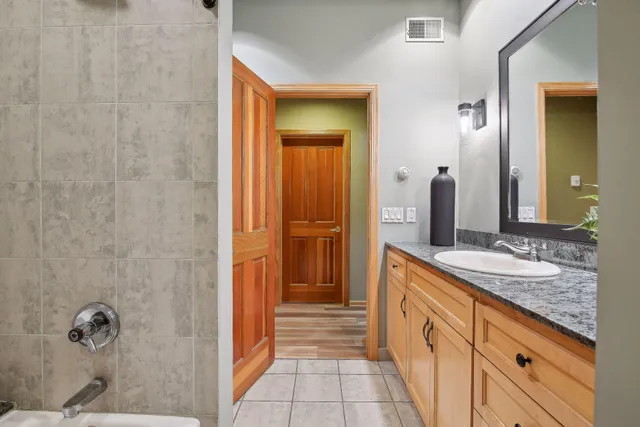 $1,599,000 | 16057 673rd Avenue, Hutchinson, MN 55350