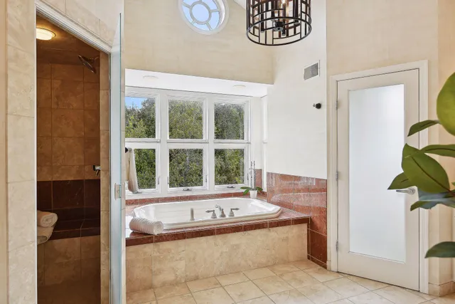 $1,599,000 | 16057 673rd Avenue, Hutchinson, MN 55350