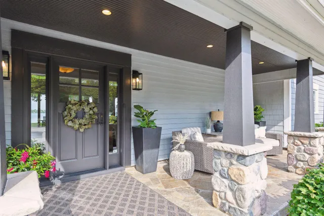 $1,599,000 | 16057 673rd Avenue, Hutchinson, MN 55350