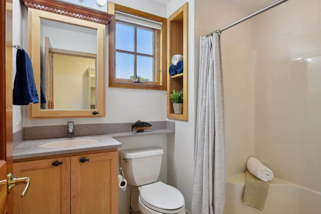 $1,599,000 | 16057 673rd Avenue, Hutchinson, MN 55350