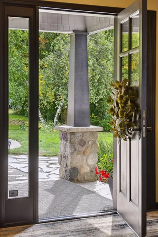 $1,599,000 | 16057 673rd Avenue, Hutchinson, MN 55350