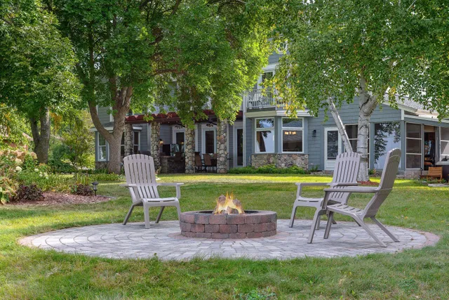 $1,599,000 | 16057 673rd Avenue, Hutchinson, MN 55350