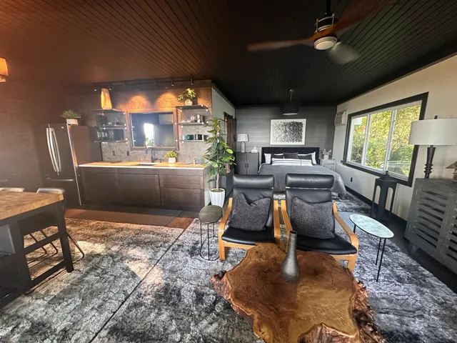 $1,599,000 | 16057 673rd Avenue, Hutchinson, MN 55350