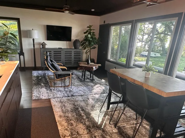 $1,599,000 | 16057 673rd Avenue, Hutchinson, MN 55350