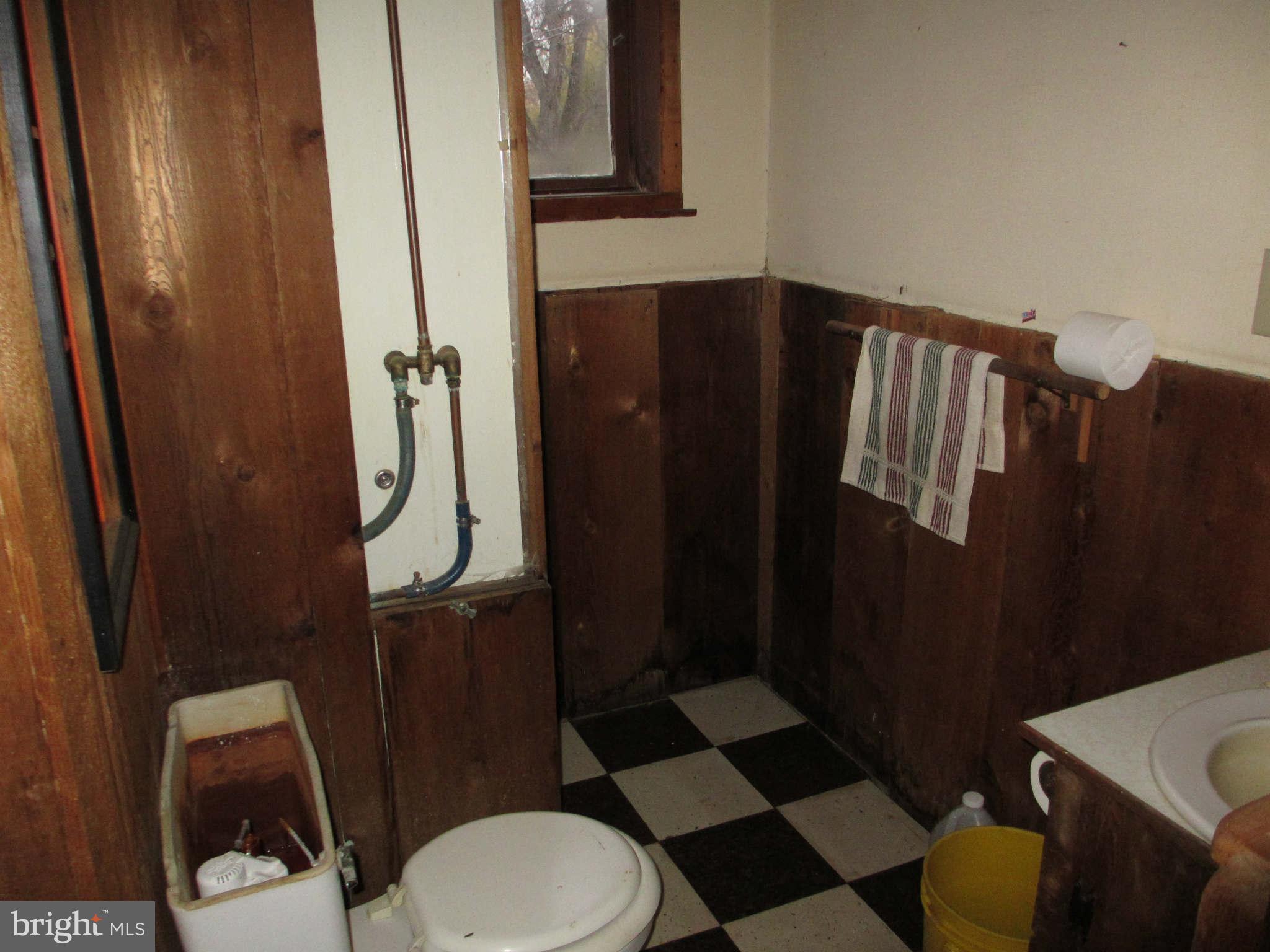 72 Arden Road North East, MD 21901 - Photo 11 of 15 Bath