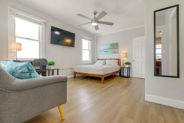 $1,800 | 216 South M Street, Unit 4, Lake Worth Beach, FL 33460