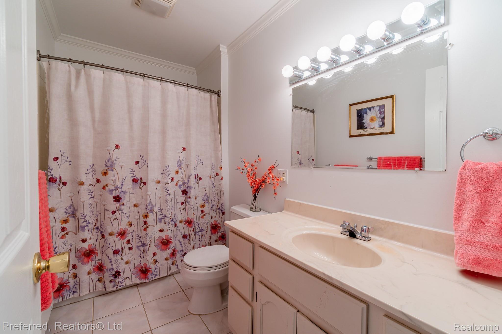9353 North Ridge Road Plymouth, MI 48170 - Photo 27 of 48 Ridge-30.jpg