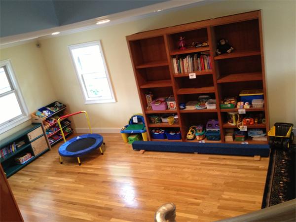 9 Van Norden Road Reading, MA 01867 - Photo 10 of 17 Gallery Image 10
