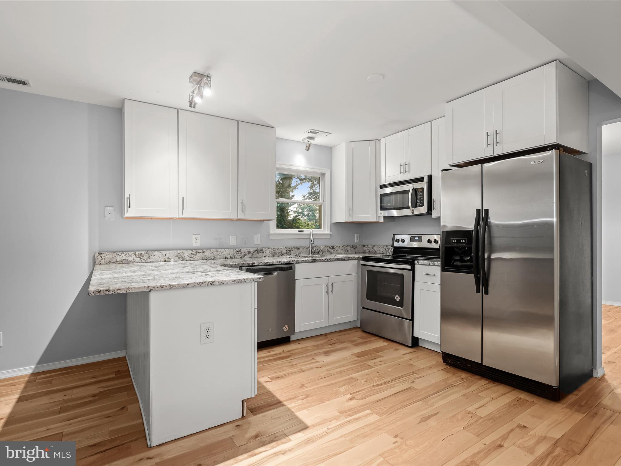 759 Rosewood Road Severn, MD 21144 - Photo 4 of 36 Kitchen