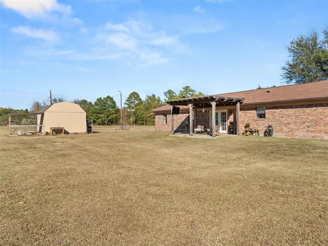a view of a outdoor space