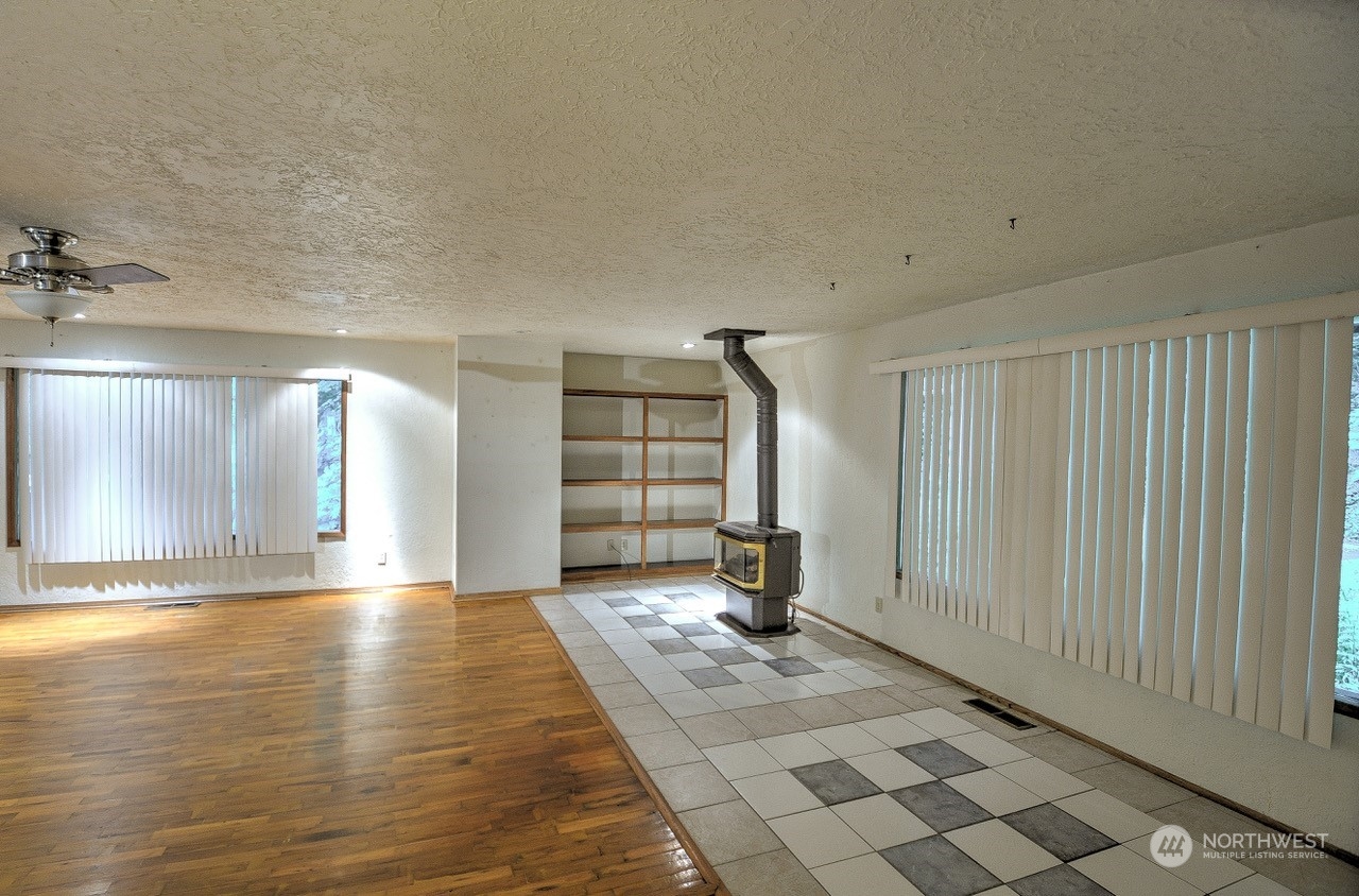 5848 Rehklau Road Southeast Olympia, WA 98513 - Photo 5 of 24 Gallery Image 5