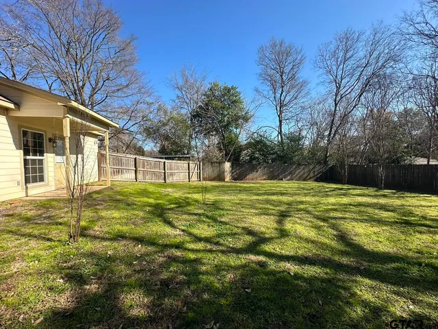 $325,000 | 515 East Charnwood Street, Tyler, TX 75701