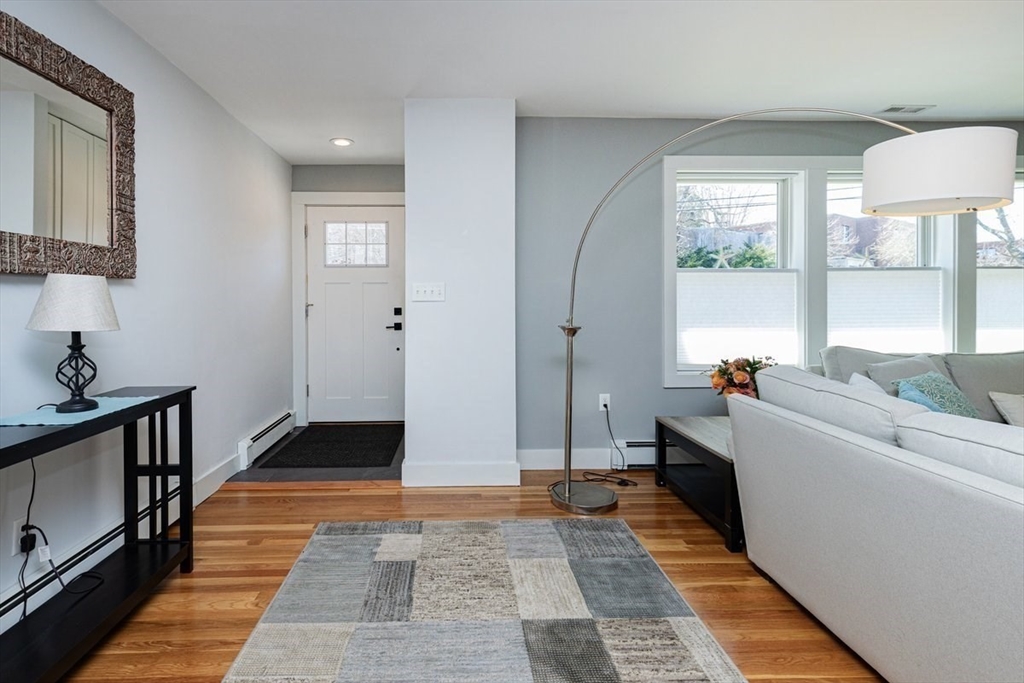 54 Cornell Road Marblehead, MA 01945 - Photo 3 of 40