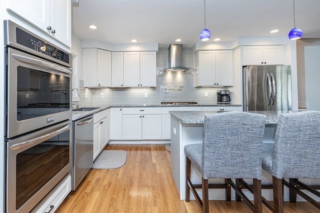 54 Cornell Road Marblehead, MA 01945 - Photo 8 of 40