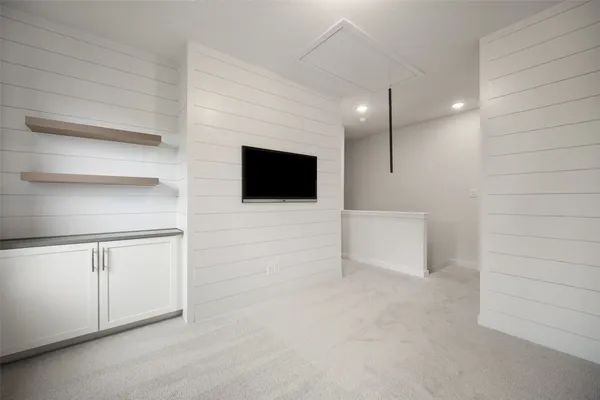 $379,990 | 2500 Forest Creek Drive, Unit 2501, Round Rock, TX 78665