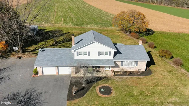 $359,000 | 17005 Cumberland Highway, Newburg, PA 17240