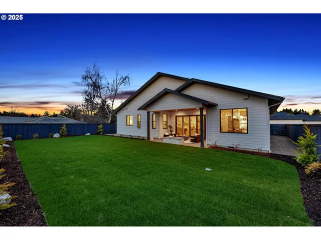 $1,299,000 | 17716 Northeast 25th Avenue, Ridgefield, WA 98642