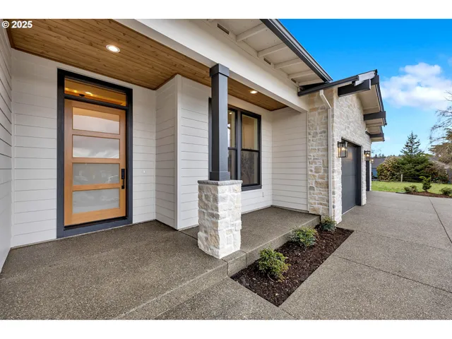 $1,299,000 | 17716 Northeast 25th Avenue, Ridgefield, WA 98642
