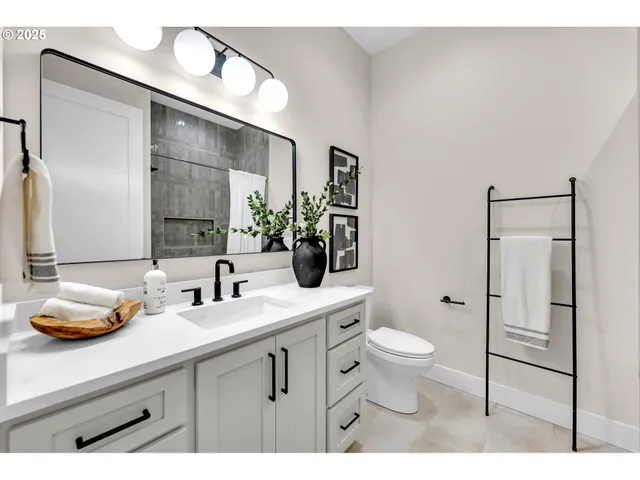 $1,299,000 | 17716 Northeast 25th Avenue, Ridgefield, WA 98642