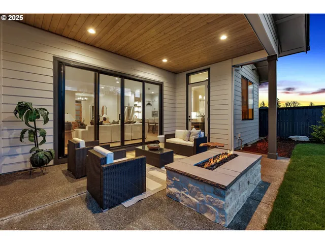 $1,299,000 | 17716 Northeast 25th Avenue, Ridgefield, WA 98642