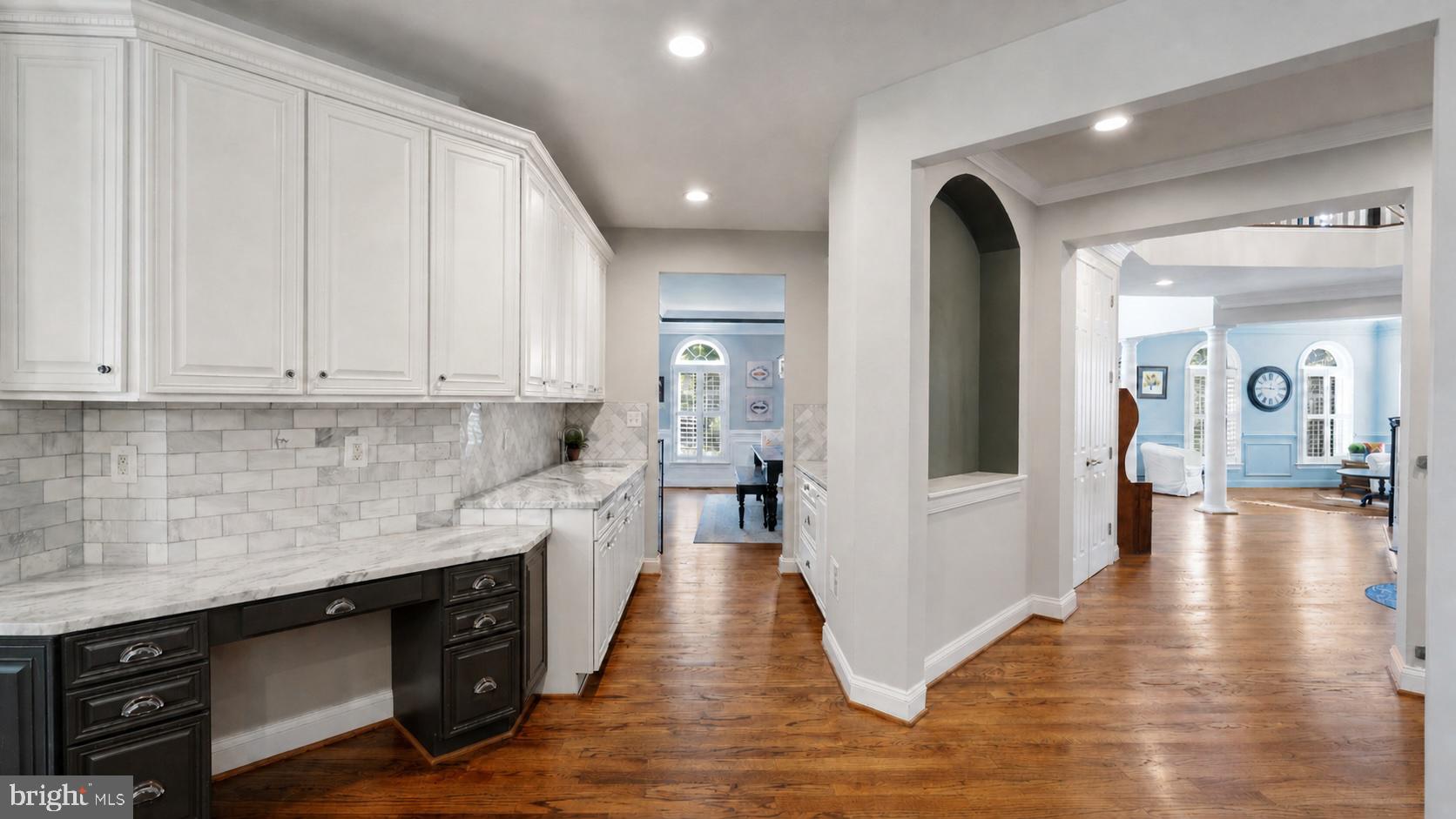13128 Kahns Road Manassas, VA 20112 - Photo 22 of 61 Butler's Service Area off Kitchen w/ Wet Bar